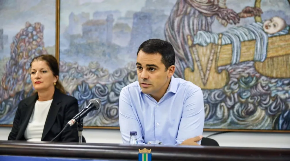 Dodijeljeno blizu 250 hiljada eura za obrazovanje, sport i &scaron;kolsku opremu djeci iz osjetljivih grupa