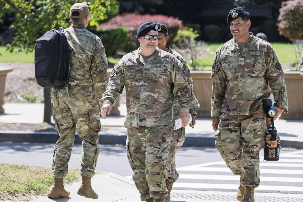 Vojnici Nacionalne garde na ulicama Va&scaron;ingtona počeće da nose oružje