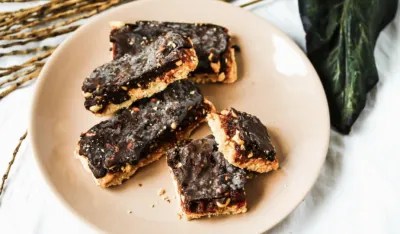 Snikers čokoladice od četiri sastojka će vas odu&scaron;eviti