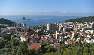 Podgoričanin&nbsp;vrijeđao&nbsp;komunalne policajce u Petrovcu, podnijeta prekr&scaron;ajna prijava