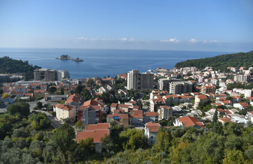 Podgoričanin&nbsp;vrijeđao&nbsp;komunalne policajce u Petrovcu, podnijeta prekr&scaron;ajna prijava