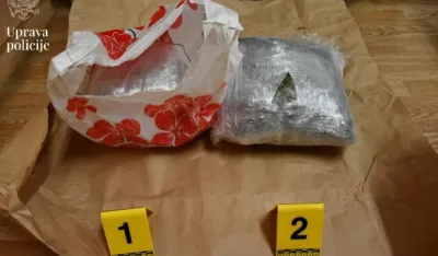 Uhap&scaron;en Budvanin: Preticao kolonu vozila i bježao policiji, pronađeno preko dva kilograma marihuane i oko 1000 eura
