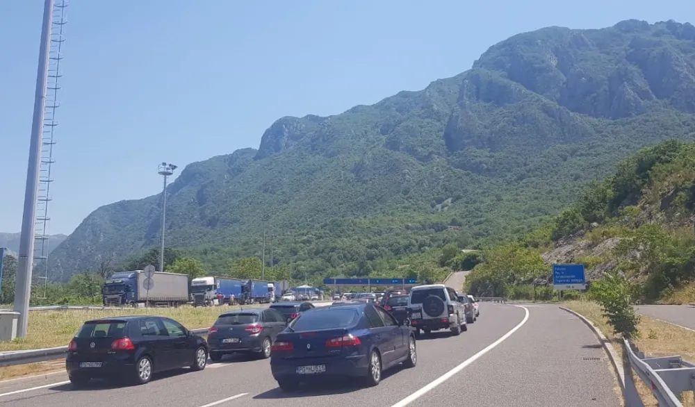 Od početka godine kroz Sozinu pro&scaron;lo 2,79 miliona vozila