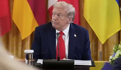 Tramp uvodi stroge kazne za spaljivanje američke zastave