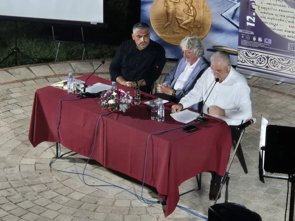 Pamteći pro&scaron;lost, razumijemo sada&scaron;njost