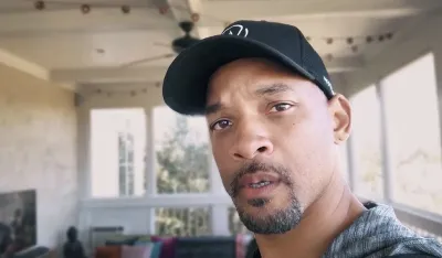 Vil Smit optužen da je vje&scaron;tačkom inteligencijom dodavao fanove na snimke s koncerta