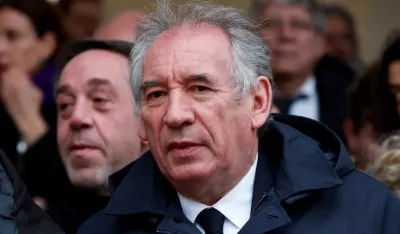 Francuska opet u krizi po&scaron;to je premijer tražio glasanje o povjerenju