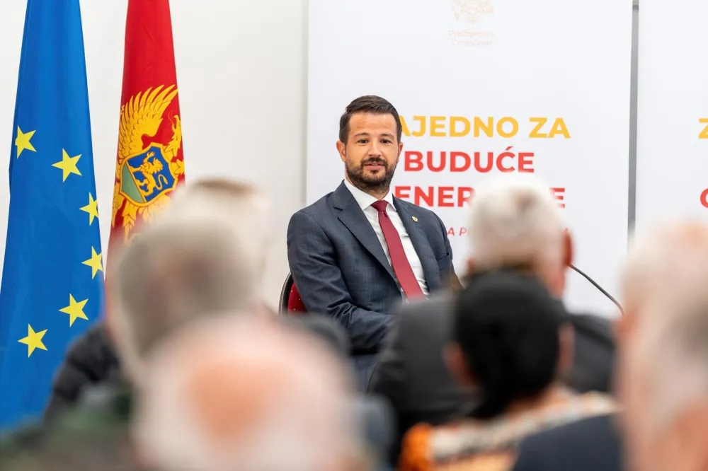 Kabinet predsjednika: Građani nijesu ničije vlasni&scaron;tvo, ni partija, ni visokih državnih funkcionera