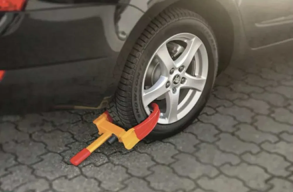 Parking servis uvodi "kandže": Deblokiranje vozila ko&scaron;taće 30 eura