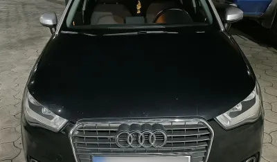 (FOTO) Pretresi u Rožajama: Oduzeta vozila, oružje, municija, tablete i bodeži