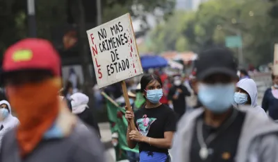 (FOTO) Protesti u Meksiku: Hiljade ljudi na ulicama zbog učestalih nestanaka &ndash; traži se reakcija vlasti