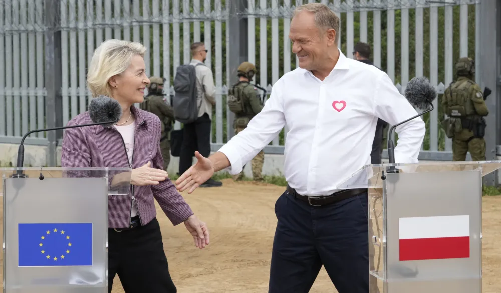 Tusk i Fon der Lajen &bdquo;pokazali hrabrost&rdquo;, održali konferenciju za novinare na granici sa Belorusijom