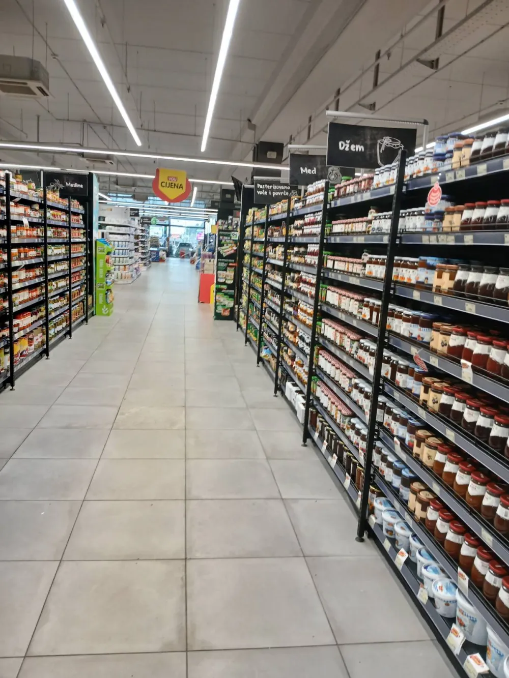 U Srbiji od danas niže cijene 20 hiljada proizvoda