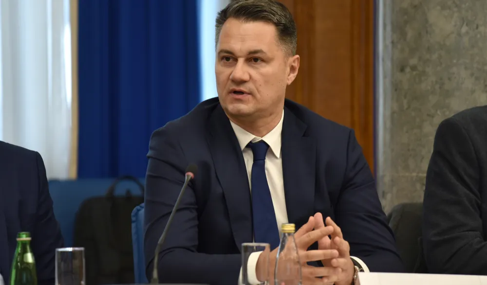 Na računima Lakovića četvrt miliona eura