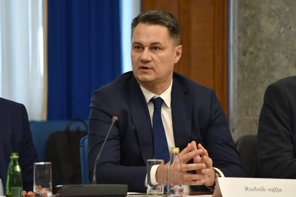 Na računima Lakovića četvrt miliona eura