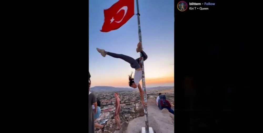 Državljanka BiH plesala oko &scaron;ipke