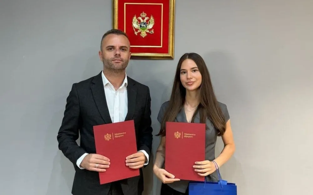 Potpisan Memorandum o saradnji Ministarstva dijaspore i Organizacije crnogorskih studenata u inostranstvu