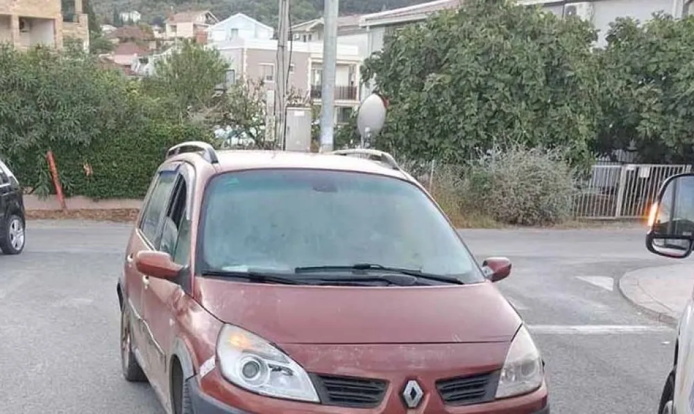 Automobil oborio ženu u Baru na pje&scaron;ačkom prelazu, transportovana u bolnicu