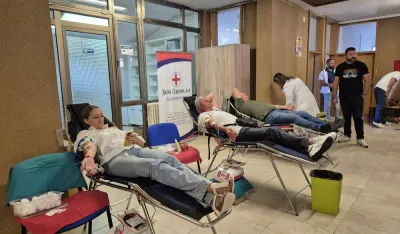 Dom zdravlja Andrijevica uspje&scaron;no realizovao akciju dobrovoljnog davanja krvi