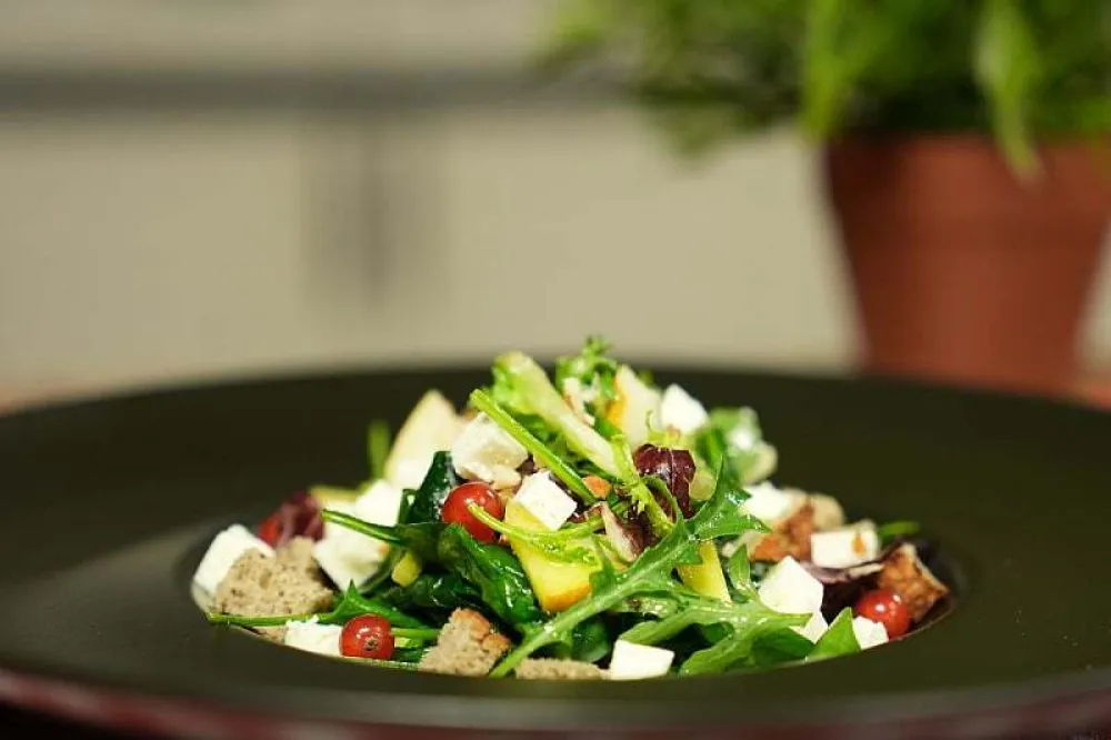 Salata s bijelim sirom i lavandom: Neobična kombinacija mirisa i ukusa