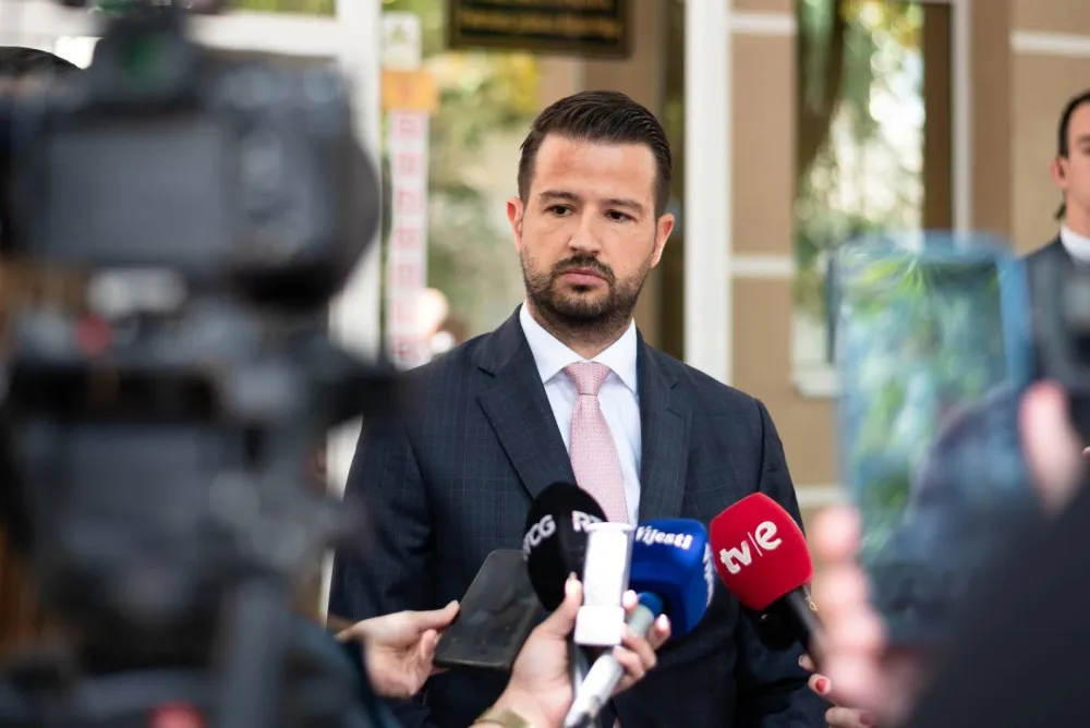 (VIDEO) Milatović: Čini mi se da na naplatu dolaze gre&scaron;ke iz Skup&scaron;tine