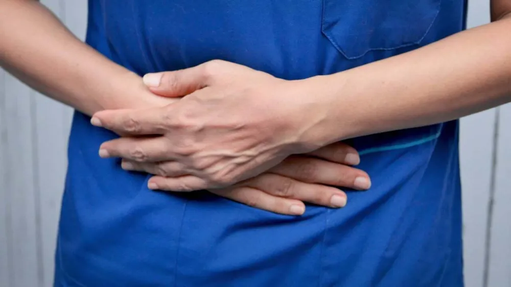 Srednjo&scaron;kolci iz Hrvatske masovno dobili trovanje na ekskurziji u Budvi?