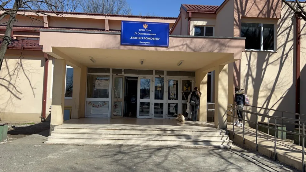 Incident u podgoričkoj O&Scaron; &bdquo;Branko Božović&ldquo;: Djevojčicu povrijedio &scaron;kolski drug
