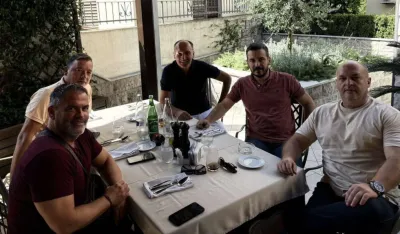 Brzi rastanak sa Kotoranima