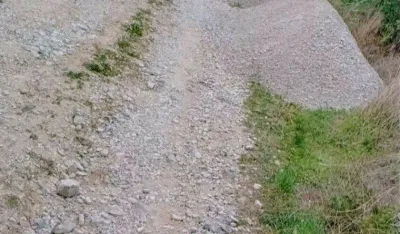 Trinaest domaćinstava bjelopoljske Trnovače konačno dobijaju uređen prilaz groblju