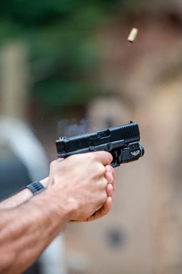 Policija traga za osobama koje su ranile djevojku kod Brajića: Meta bio "&scaron;kaljarac"?