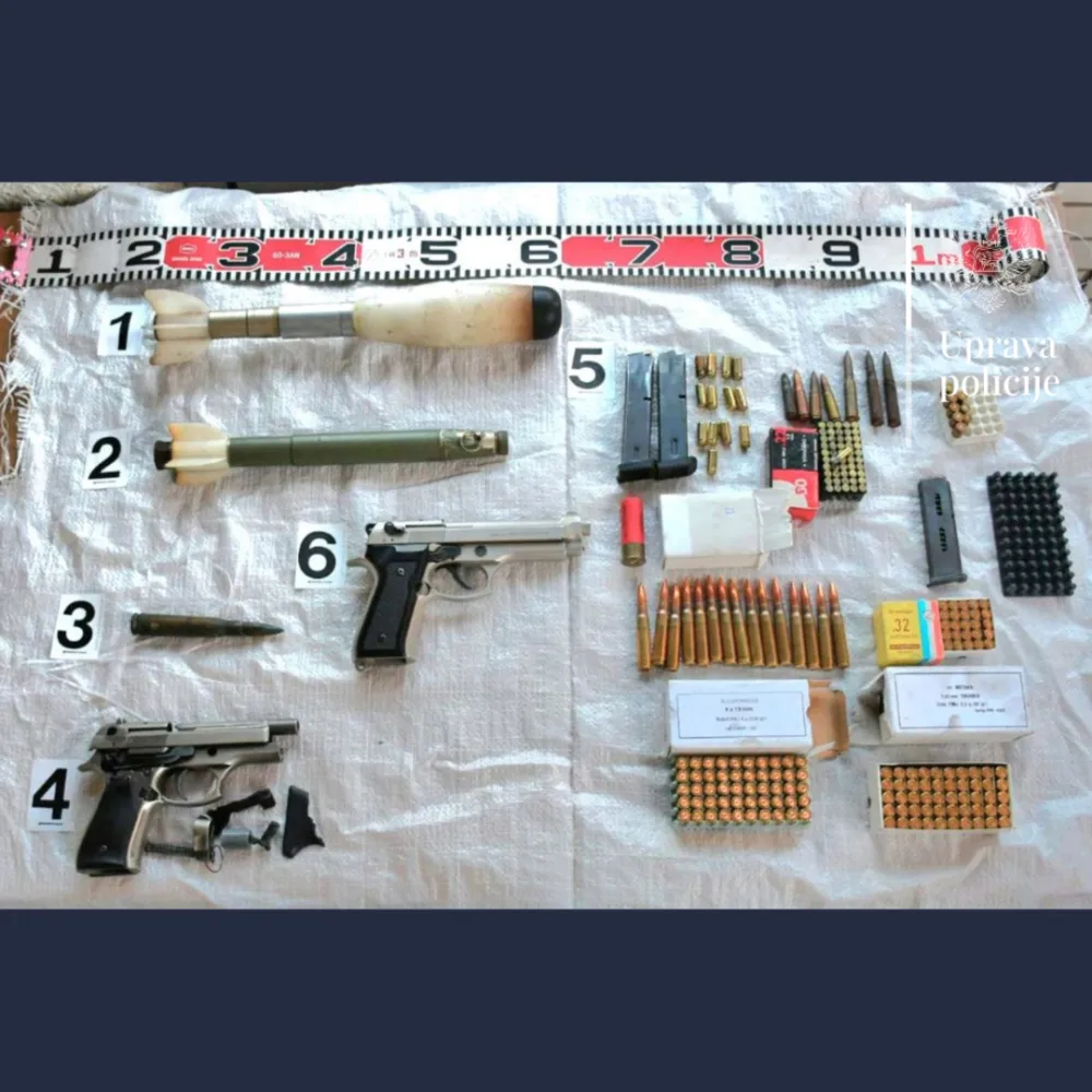 Zaplijenjeno oružje u Bijelo Polju