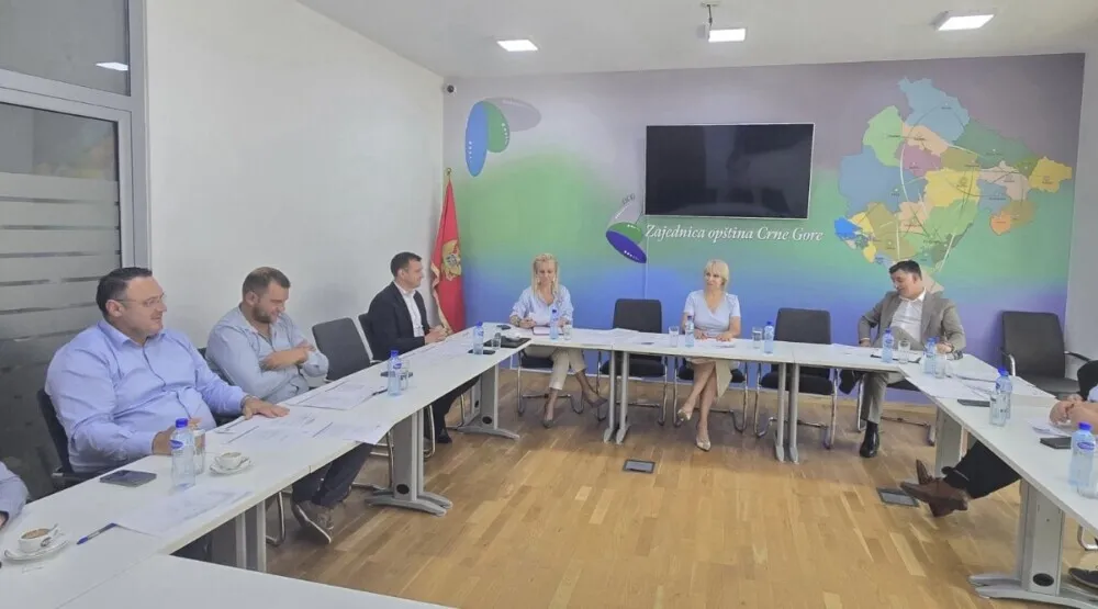 Zajednica op&scaron;tina