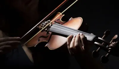 Ajn&scaron;tajnova prva violina na aukciji za skoro 346.000 eura