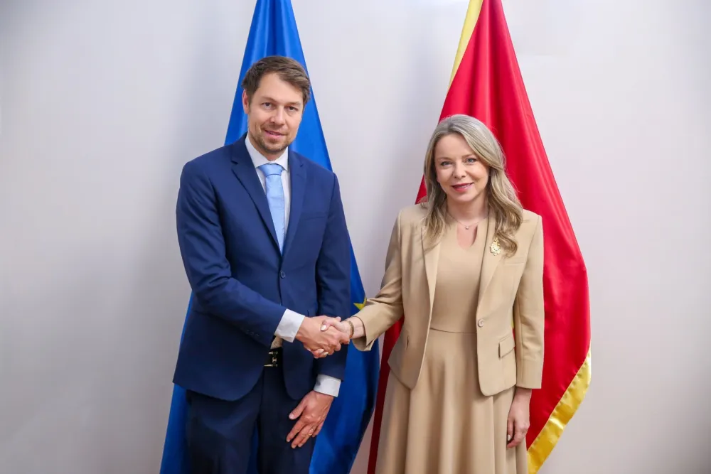 Radović sa Klikom: CBCG pouzdan partner u očuvanju stabilnosti i sprovođenju evropskih standarda