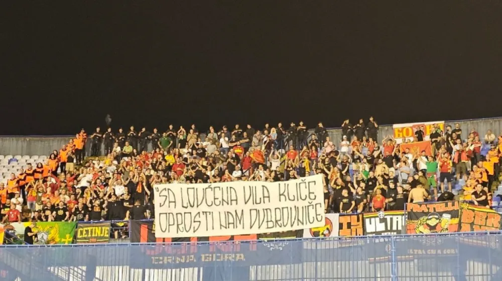 Poklič sa tribina većina je osudila, opozicija prećutala