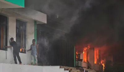 Premijer podnio ostavku, zapaljena zgrada parlamenta&copy;2025 Niranjan Shrestha/Guliver/AP