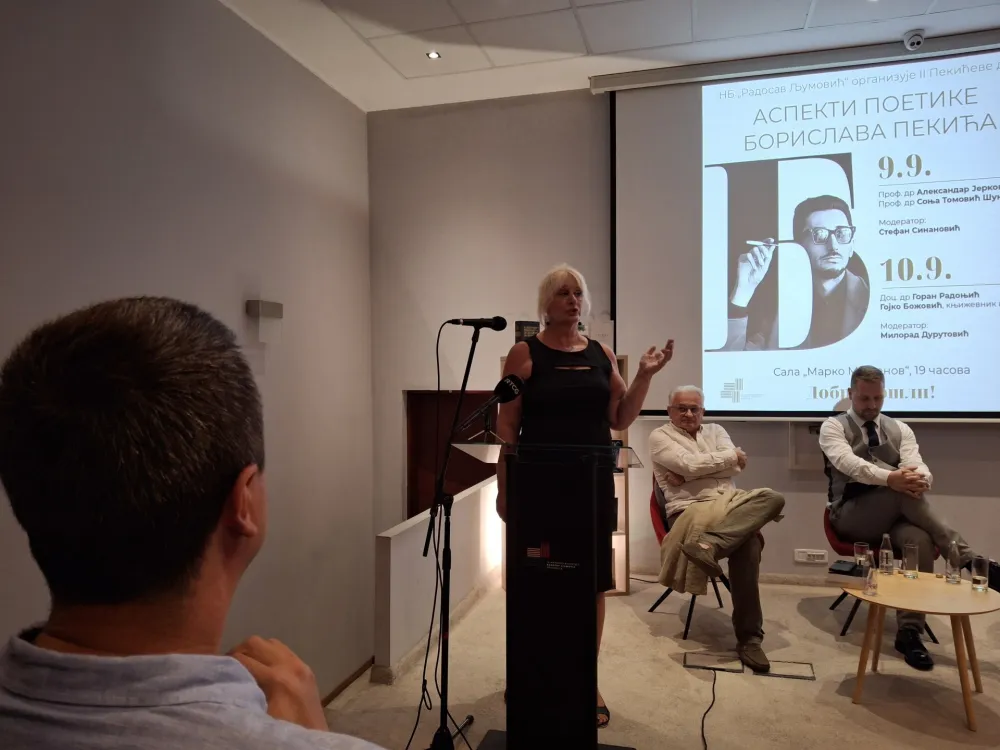 Zagledan u budućnost, svjestan pro&scaron;losti