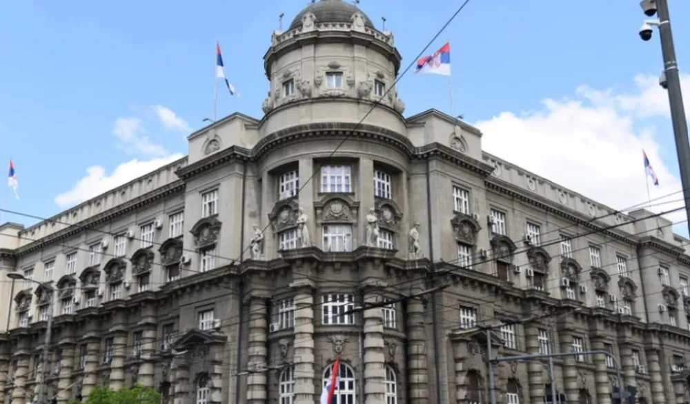 Vlada Srbije usvojila odluku o povećanju minimalne zarade sa 404 na 551 euro