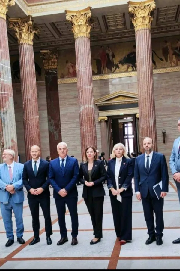 Dejan Đurović predvodio parlamentarnu delegaciju u posjeti Austriji