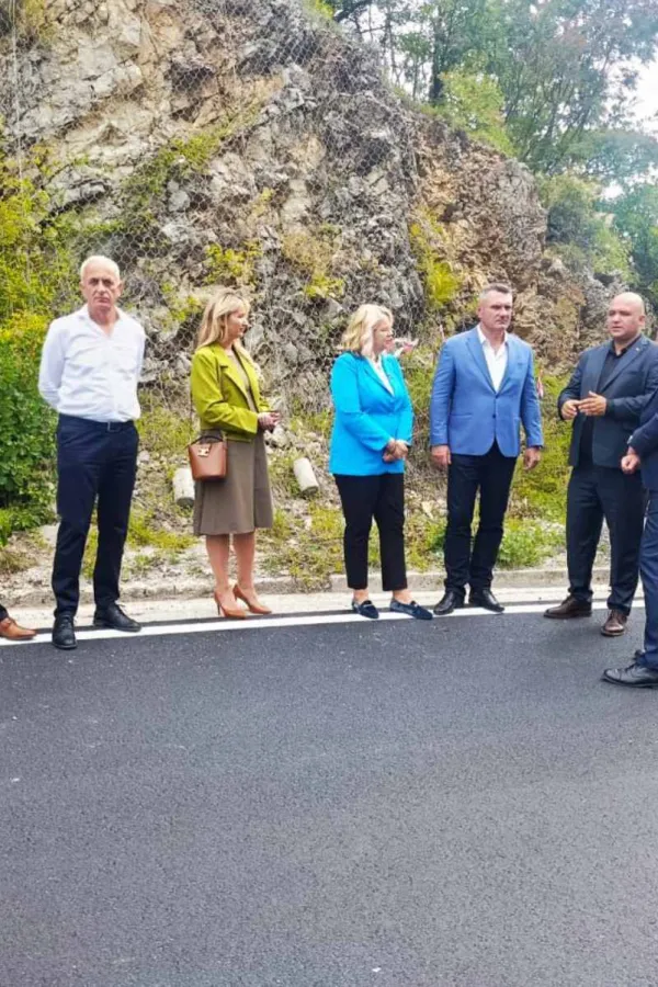 Na dionici puta Slijepač most &ndash; Pavino Polje &ndash; Trlica obnovljen asfalt