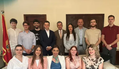 Jak&scaron;ić Stojanović sa crnogorskim studentima u UAE: Ponosna na na&scaron;e mlade ljude