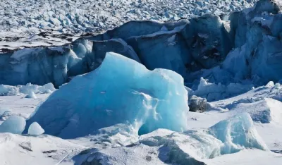 (VIDEO) Tragedija na planini Elbrus: Otkačila se žičara, troje poginulih, desetine evakuisano