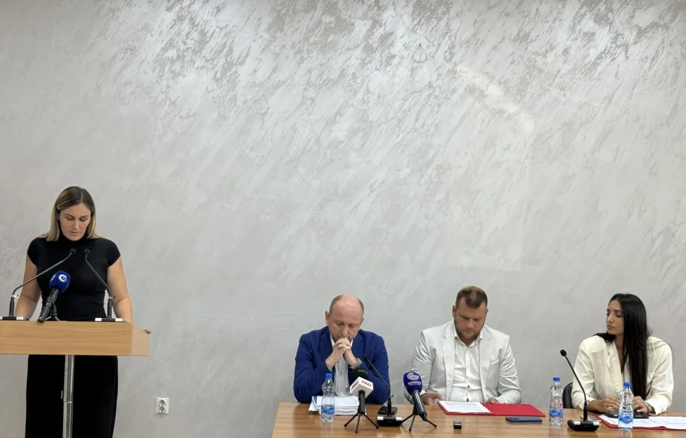 (VIDEO) Funkcioneri DNP-a u priču o Botunu uključili i SDT: Napu&scaron;taju lokalnu, ostaju u državnoj vlasti