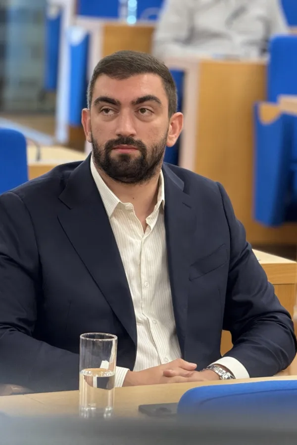  Andrija Klikovac, Sjednica skup&scaron;tine Glavnog grada 28. avgust