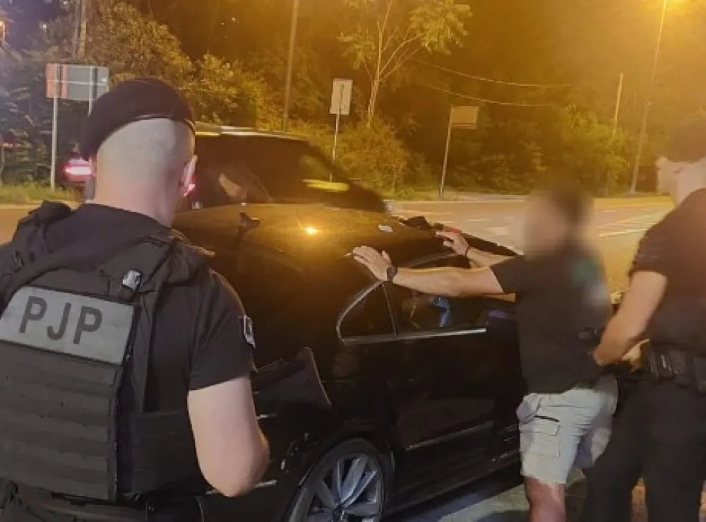 Pojačane kontrole policije u Budvi, Kotoru i Tivtu