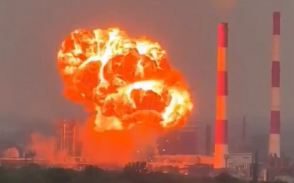Pogođena najveća rafinerija u Rusiji
