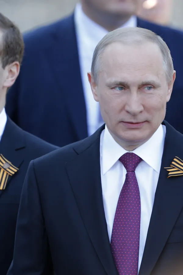 Putin odlikovao Medvedeva ordenom za doprinos ruskoj državnosti