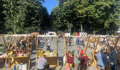 U Bijelom Polju održan sajam "Med, hrana, lijek": Pčelarstvo simbol zdravlja, zajedni&scaron;tva i održivog razvoja