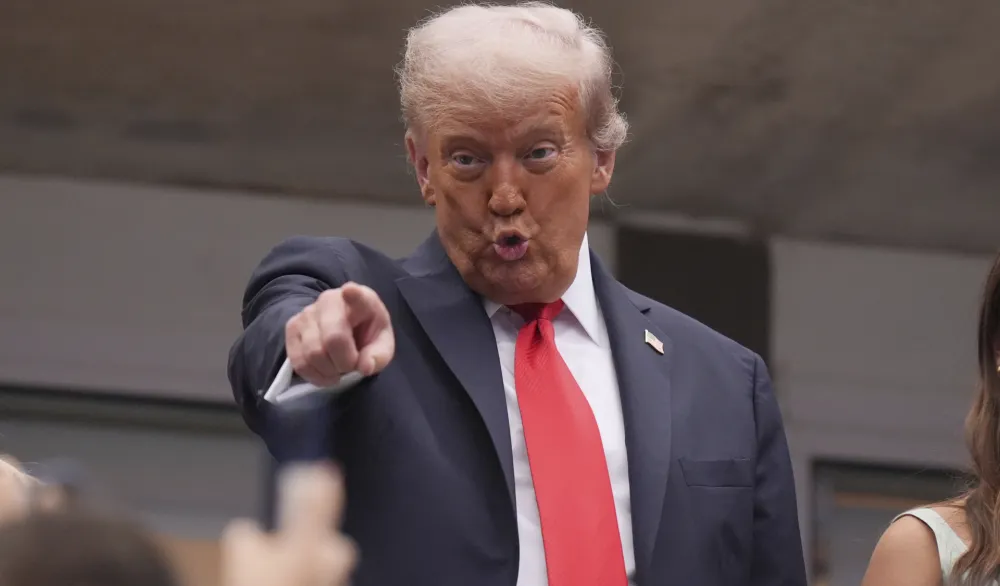 Tramp tuži Njujork tajms za 15 milijardi dolara