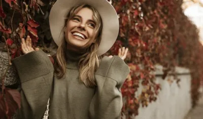 Tajna savr&scaron;enog jesenjeg izgleda: Novi trend u &scaron;minkanju osvaja ulice&nbsp;